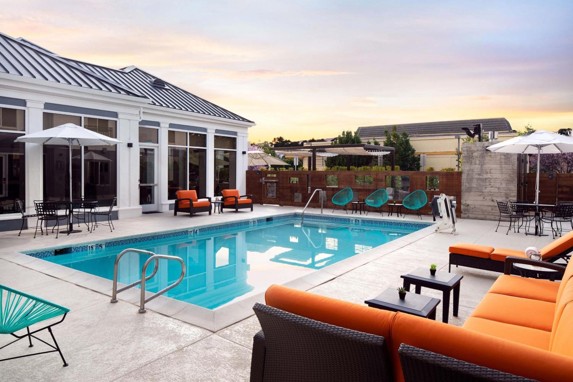 Aloft Mountain View Hotell Exteriör bild
