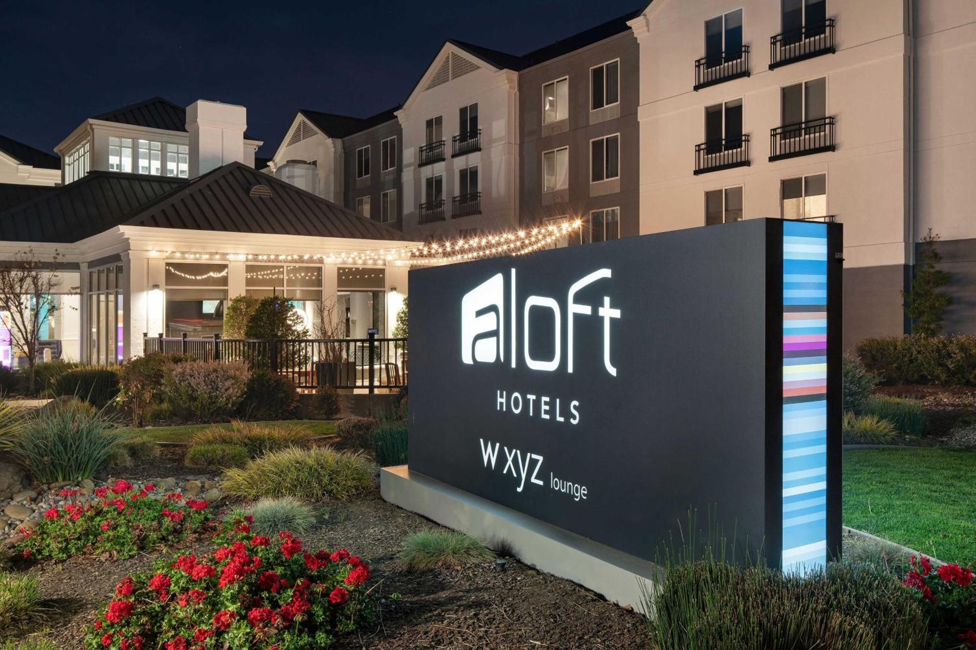 Aloft Mountain View Hotell Exteriör bild